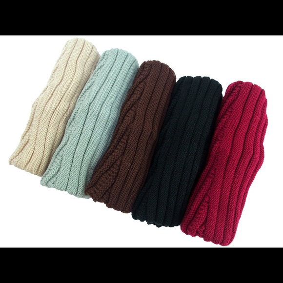 beige knitted slouchy beanie hat - Picture 4 of 4